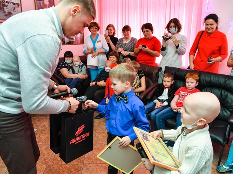 Подарки перед Новым годом. "Авангард" в гостях у друзей из ОДКБ