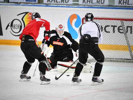 Раскатка "Авангарда" перед матчем с "Витязем"