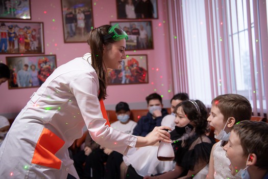 «Авангард» в гостях у болельщиков из гематологического отделения ОДКБ