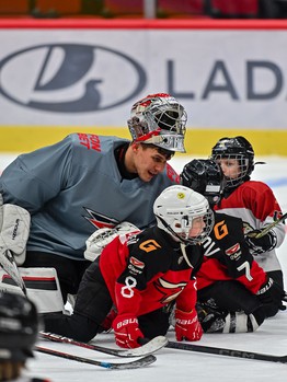 Тренировка воспитанников Хоккейной Академии «Авангард» 2019 года рождения на G-Drive Арене