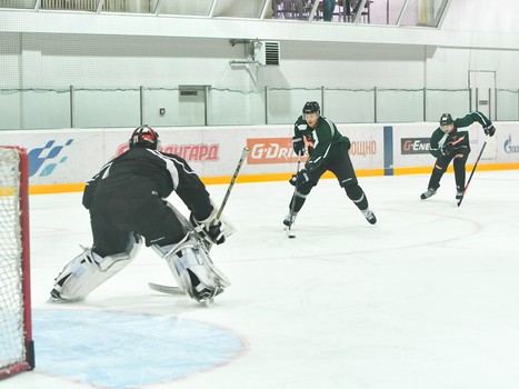 Открытая тренировка "Авангарда" для СМИ