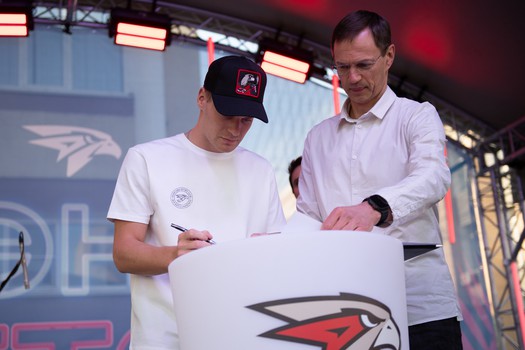 Дмитрий Рашевский в Омске на вечеринке Буэнос Летос