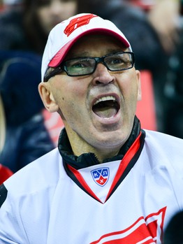 Наша атмосфера. Как поддерживали "Авангард" в сибирском дерби