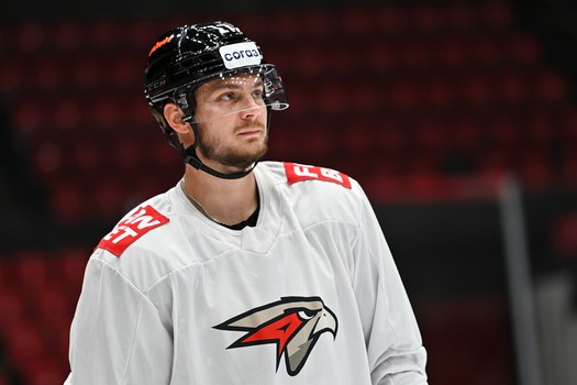 Первая ледовая тренировка «Авангарда»