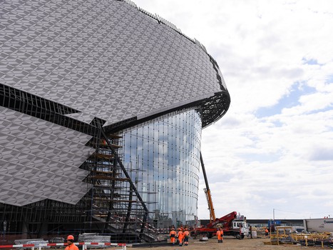 Александр Крылов посетил строительство «Арены Омск»