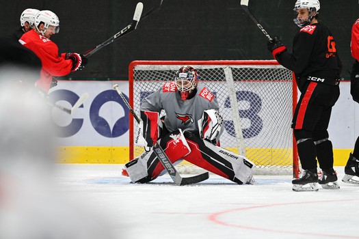 Тренировка «Авангарда» в Омске