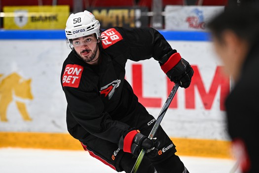 Тренировка «Авангарда» перед матчем во Владивостоке