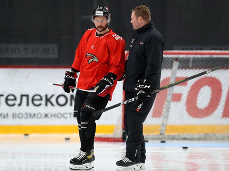Первая тренировка «Авангарда» в новом сезоне
