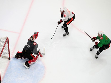 Тренировка «Авангарда» во время паузы в чемпионате