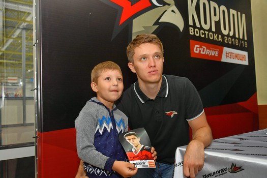 Турнир по следж-хоккею в Омске, день 2