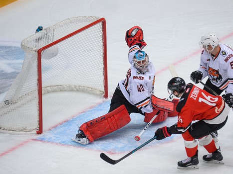 12.11.2018. «Авангард» - «Амур» 3:0