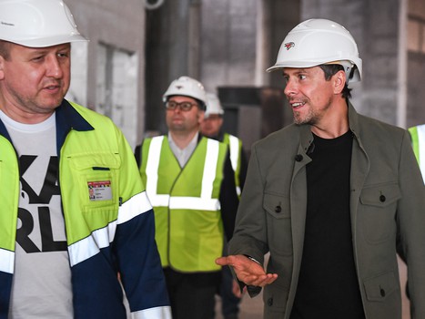 Александр Крылов посетил строительство «Арены Омск»