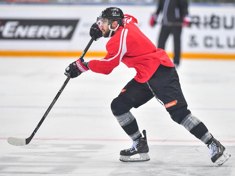 Раскатка "Авангарда" перед матчем против СКА