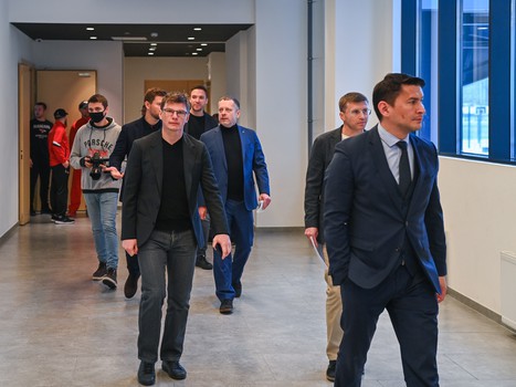 Андрей Аршавин побывал в Академии «Авангарда»