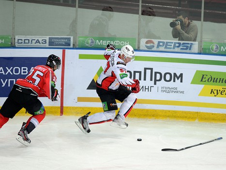 19.10.2013 "Металлург" (Нк) - "Авангард"