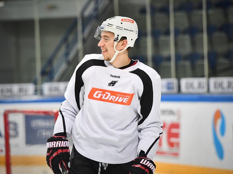 "Авангард" готовится к битве с амурскими "тиграми"