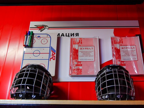 В Омске открыли площадки для занятий хоккеем