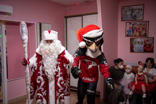 «Авангард» в гостях у болельщиков из гематологического отделения ОДКБ