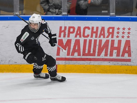 Полуфиналы и матчи за 5-8 места Первенства ЮХЛ в Омске