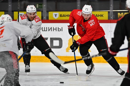 Тренировка «Авангарда» перед матчем в Екатеринбурге
