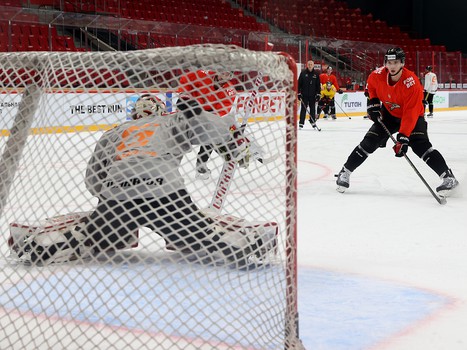 Раскатка «Авангарда» перед матчем против СКА
