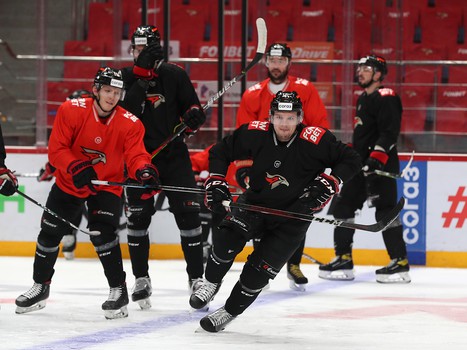 Раскатка «Авангарда» перед первым матчем серии с «Металлургом»