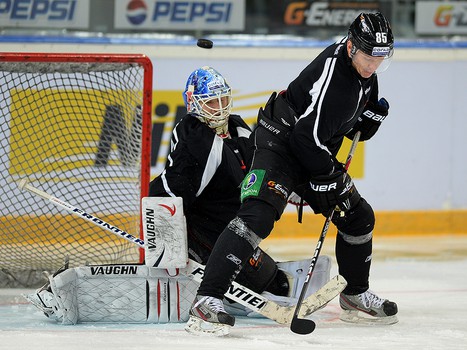 Раскатка "Авангарда" перед матчем со "Львом" 26.11.13
