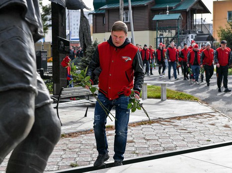 «Авангард» почтил память Алексея Черепанова