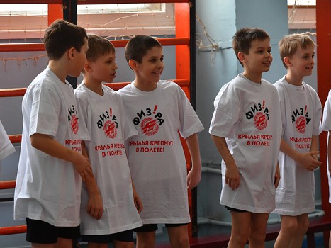 "Физ-ра с "Омскими Ястребами" в 26 гимназии