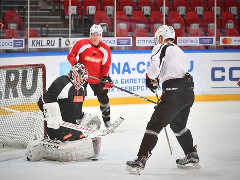 Раскатка "Авангарда" перед выездным матчем с "Северсталью"