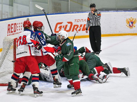 Заключительный день финала Первенства ЮХЛ в Омске