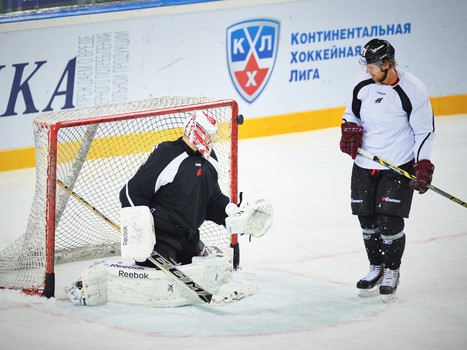 Раскатка "Авангарда" перед матчем с "Амуром"
