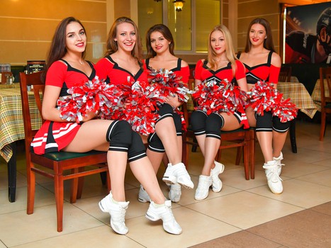 Фан-зоны "Авангарда" в Омске: как болели за команду в матче с "Куньлунем"