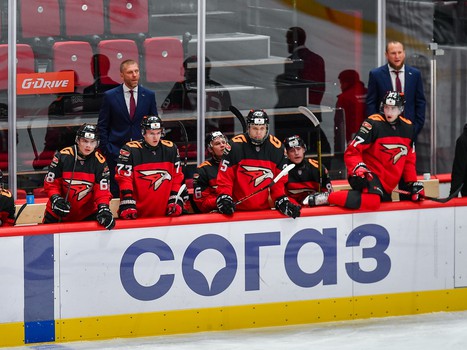 Первая официальная игра на G-Drive Арене: «Омские Ястребы» – «Сибирские Снайперы»