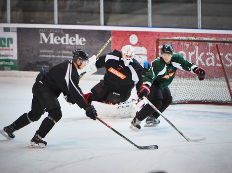 Раскатка "Авангарда" перед товарищеским матчем со сборной Италии