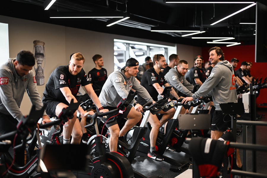 Открытая тренировка «Авангарда» для СМИ