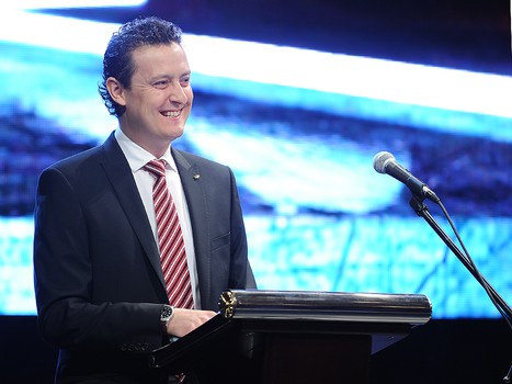 Презентация игроков и тренеров хоккейной команды "Авангард" перед сезоном КХЛ-2014/15