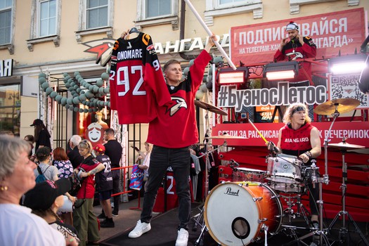 Василий Пономарёв на вечеринке Буэнос Летос