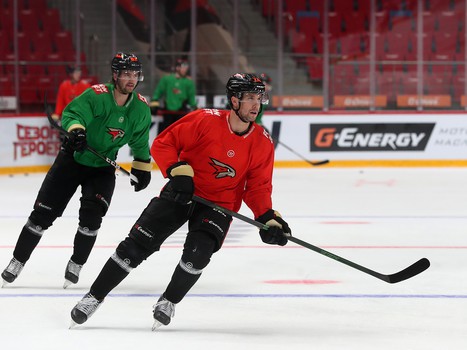 Открытая тренировка «Авангарда» и пресс-конференция перед стартом сезона