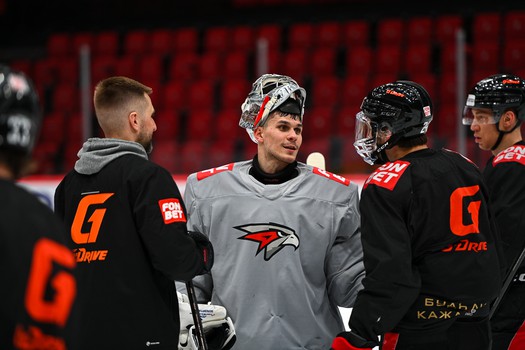 Тренировка «Авангарда» перед четвёртым матчем серии с «Металлургом»