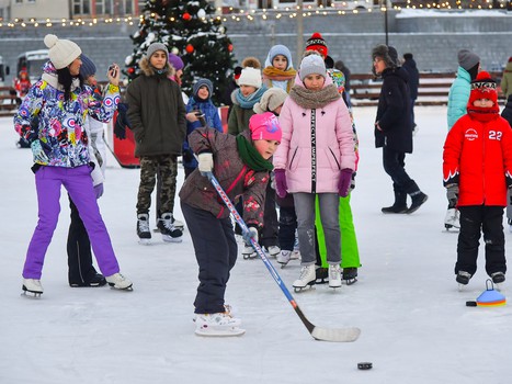 Городской каток на Бударина