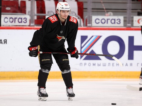 Раскатка «Авангарда» перед матчем в Челябинске