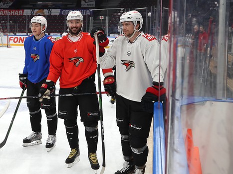 Тренировка «Авангарда» перед четвёртым матчем серии с «Металлургом»