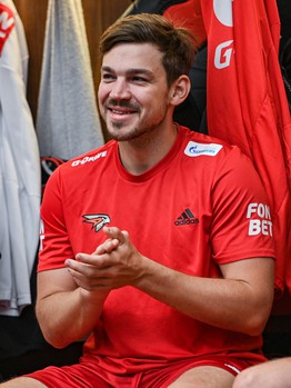 Первая ледовая тренировка «Авангарда»