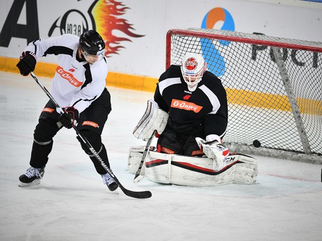 Раскатка "Авангарда" перед матчем с "Витязем"