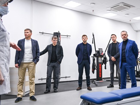 Андрей Аршавин побывал в Академии «Авангарда»