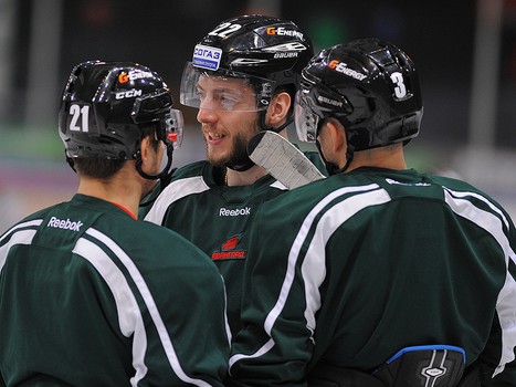 Первая тренировка Хенрика Карлссона в "Авангарде"