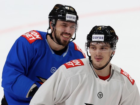 Тренировка «Авангарда» перед матчем с «Нефтехимиком»