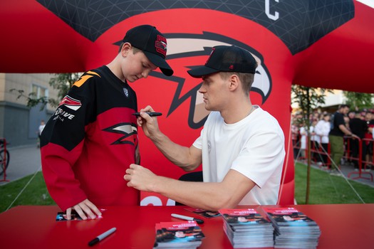 Дмитрий Рашевский в Омске на вечеринке Буэнос Летос