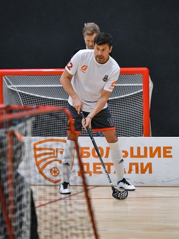 Товарищеский матч по флорболу. «Охранники Крылова» - «Мощные СМИ» 10:2